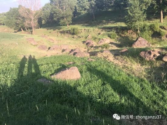 ▲村民提到的疑似王力辉被捕处。新京报记者高敏摄