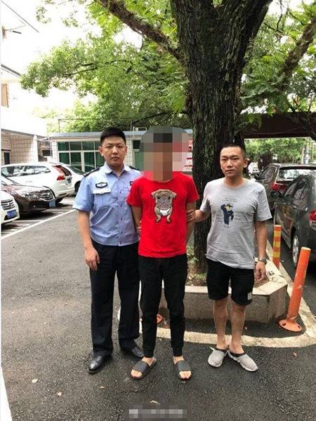  逃犯在周杰伦演唱会被抓