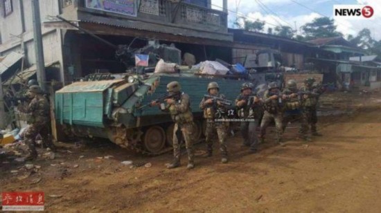 资料图：执行反恐任务的菲律宾军队。