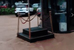 四川多地突降暴雨 2013年老照片变身谣言被热传