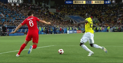 马奎尔疑似假摔动作   穆帅事后表示: