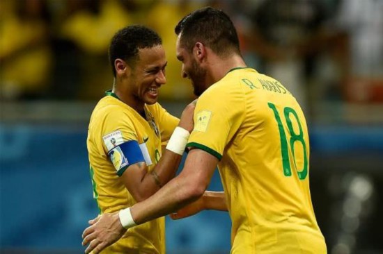 奥古斯托:蒂特是我经历过最伟大的教练,我想学习他的攻守平衡_奥古斯托职业生涯伤病经历_奥古斯托国家队进球回顾