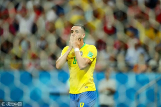 奥古斯托:蒂特是我经历过最伟大的教练,我想学习他的攻守平衡_奥古斯托国家队进球回顾_奥古斯托职业生涯伤病经历