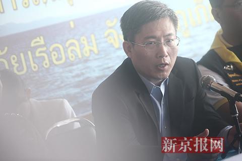 驻泰大使吕建在发布会上发言。