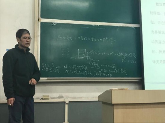 61岁高校教授劳累过度课后病逝 曾说讲台就是战场