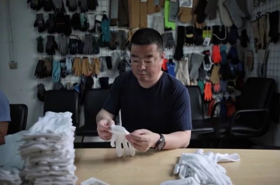 药神推荐仿制药曾遭质疑:制作粗糙像专供中国的