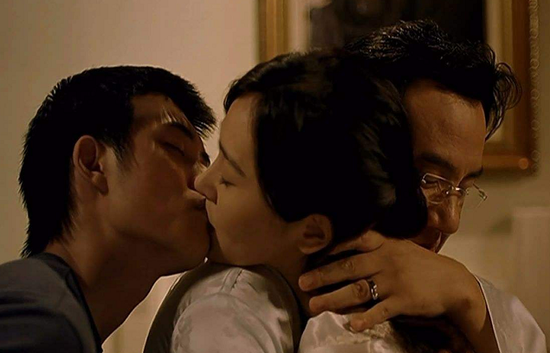 情人花钱替女子“赎身”，女子却拿着钱跟男友消失了