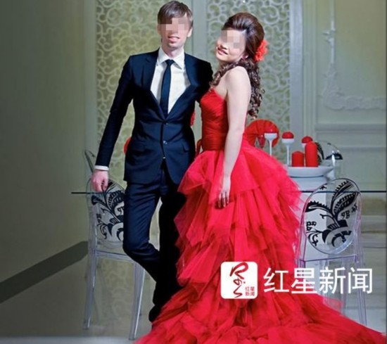 上海全职太太带朋友去捉奸 将英国丈夫捅死获无期