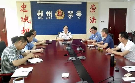 香港籍毒枭重金聘毒师制毒 货还没出就被一锅端