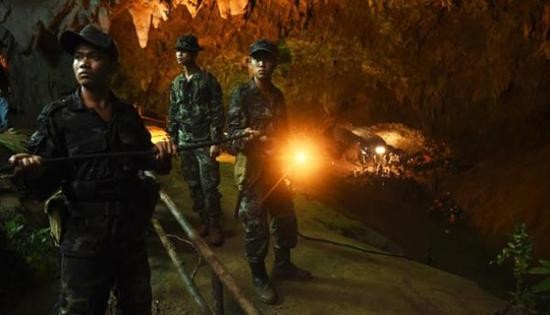 七国千人大救援!泰国被困足球队这18天经历了什么?