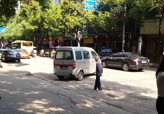 嫌疑人的作案车辆