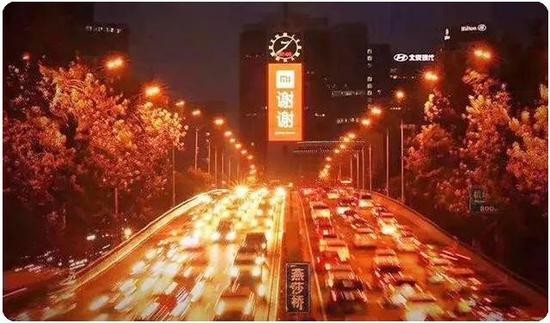 | 小米的感谢米粉广告