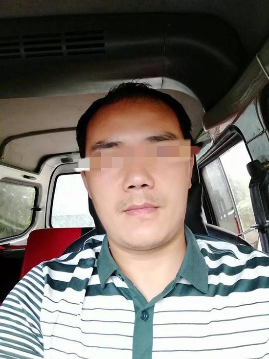 男子拐弯处撞伤乡干部被以杀人罪批捕 罪名存争议