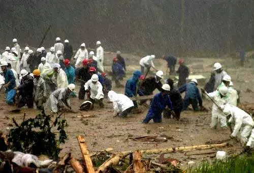 对地震游刃有余的日本 为何一场暴雨死了200多人
