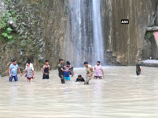 图为事发现场。(印度ANI电视台)