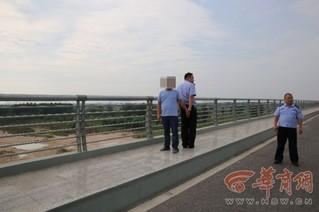 男子疯狂打赏女主播 钱被挥霍后割伤自己谎称被抢