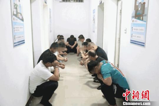 “云战工匠”剿灭网络赌博浙江玉环警方抓获百名赌徒