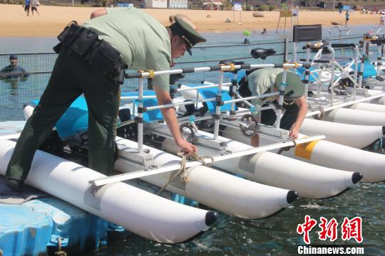 上海严阵以待应对台风“安比”登陆