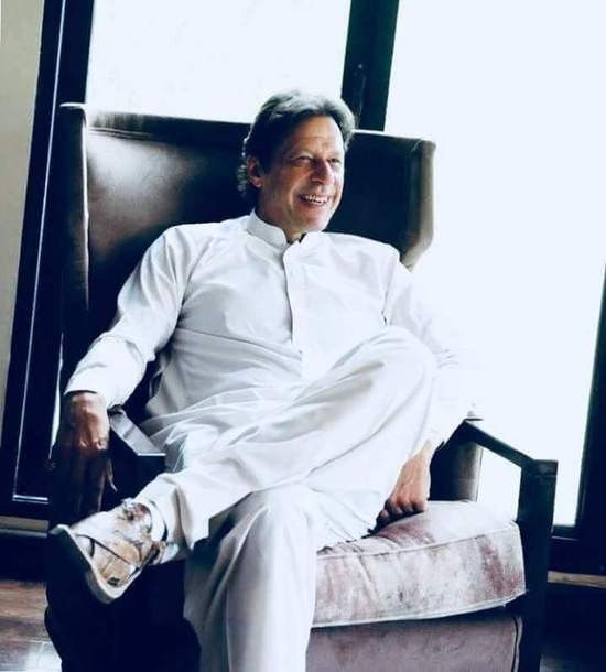 巴基斯坦大选 外媒:前板球冠军伊姆兰&middot;汗宣布获胜