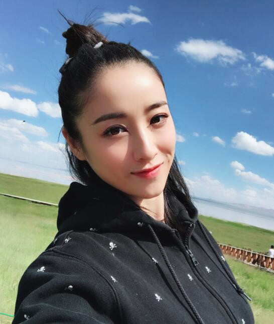 她是张艺谋再婚超生事件第一爆料人,当年被质疑炒作,如今已结婚