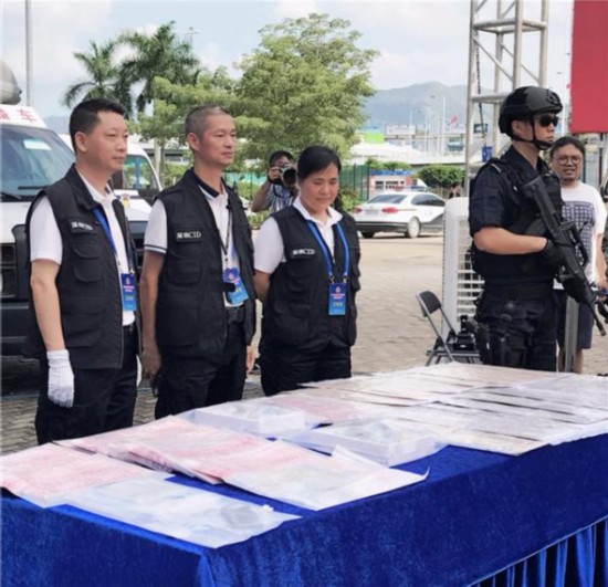 粤港警方联手破尖沙咀珠宝行劫案 3港籍嫌犯被移交