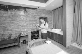 会所以特色服务诱导男顾客办卡 被罚20万拒执行