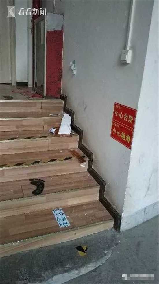 业主暴力破坏助老餐厅:老人衣衫破烂影响高端形象