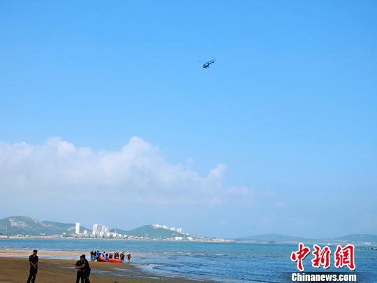 青岛海边游玩失踪北京双胞胎姐妹遗体均已找到（图）