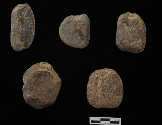 韩国近日出土的网坠（图片：延世大学博物馆）