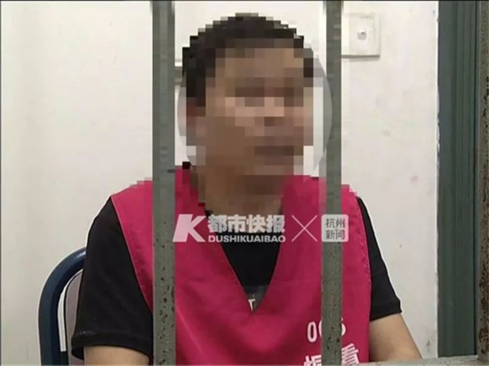 女子遭入室抢劫 转账后劫匪摘口罩:我住你家对门