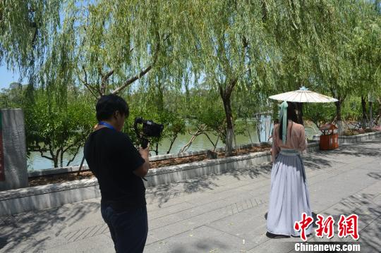 两岸青年福州进行极限微电影赛