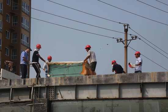 2名公职老赖旁听完庭审被约谈：愿尽快筹钱还款