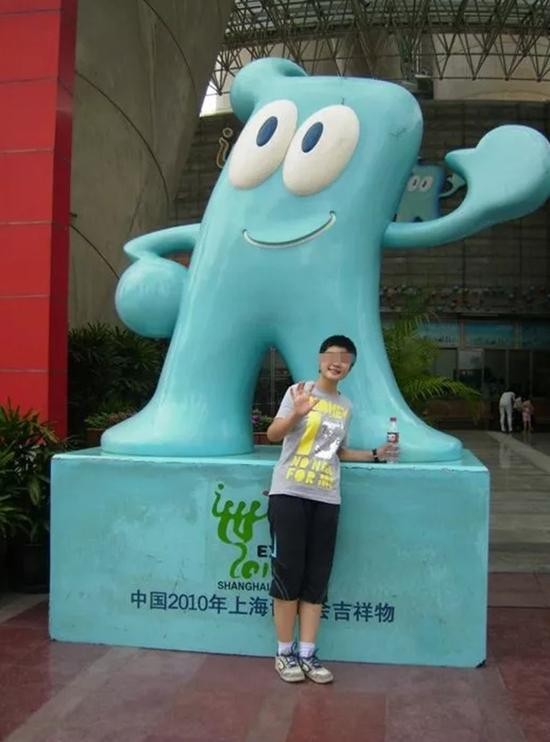 寄宿少女祼身昏迷浴室死亡 8年后母亲申诉被驳