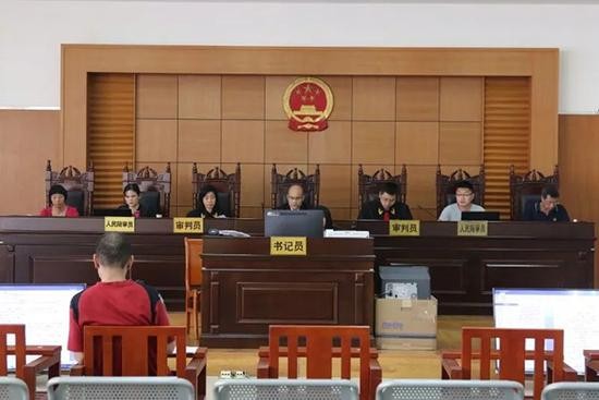 男子收售大量病死猪肉被判6年并处惩罚赔偿5百余万