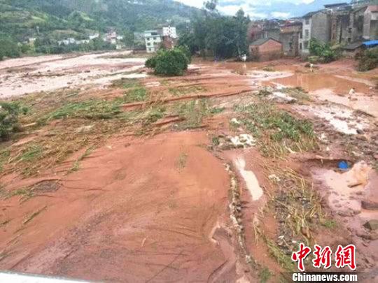 四川屏山洪灾已致3人失联1人失踪