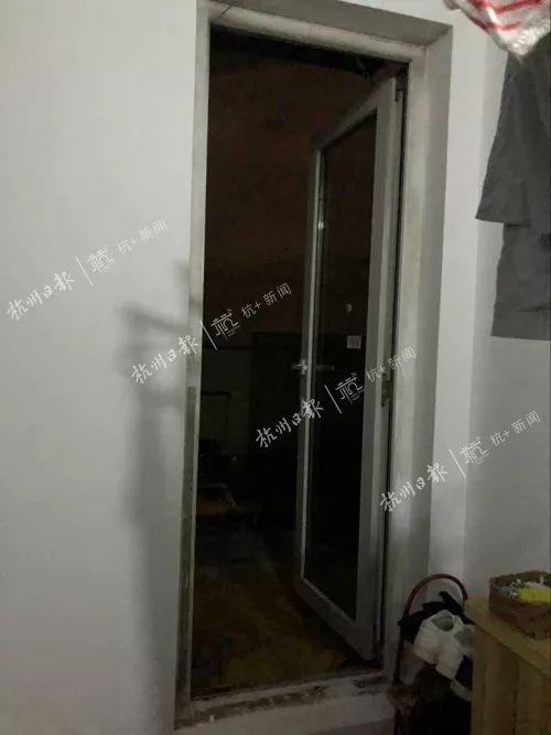 男孩33楼坠亡 事发前有人曾拍照问是谁家的孩子