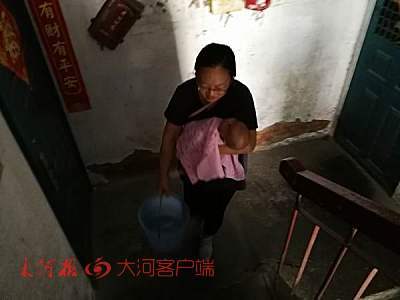 女子买房3月用水2172吨 被告知须交2万天价水费