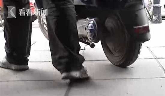 偷车贼遭群殴致死 10名打人者被诉:滥用私刑违法