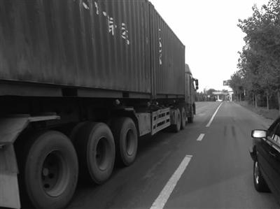 恶势力团伙设仙人跳、抢劫大货车 嫌犯最大才23岁