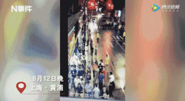 6米宽广告牌掉落砸中骑车母女 一周前曾发整改建议