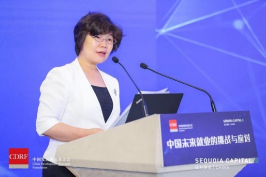 （人力资源和社会保障部副部长张义珍）