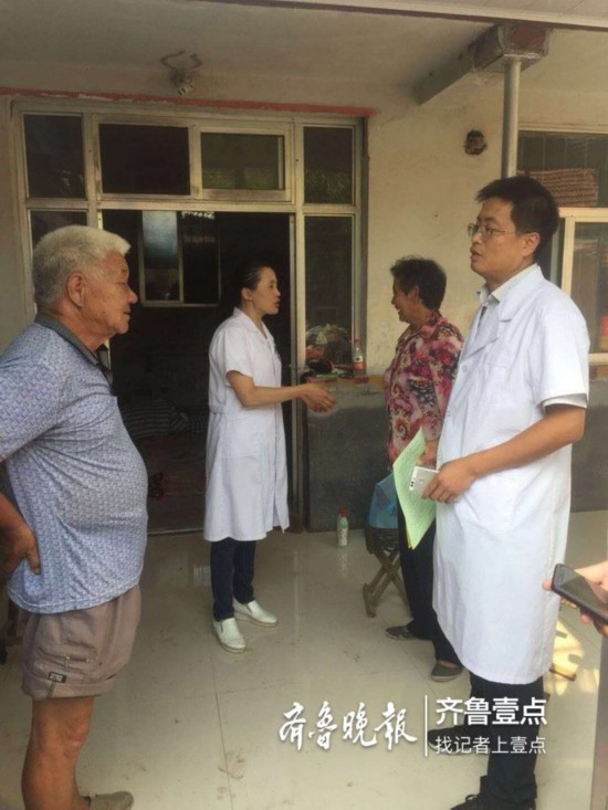 排解群众心理障碍，寿光心理医生入户进行心理疏导