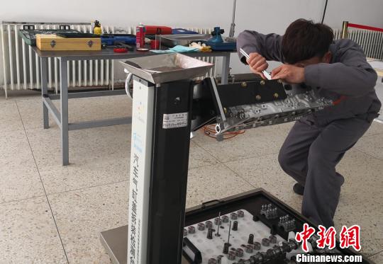 甘肃职业教育技能扶贫贫困生“不就业不脱手”