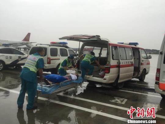 广东惠州机场应急救援综合演练“惊心动魄”“救援”有条不紊