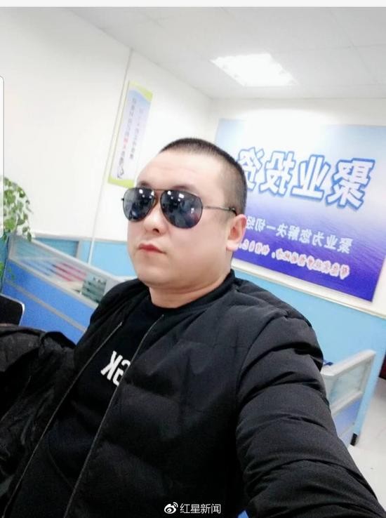 昆山宝马男生前热爱拳击 侄子:他妈妈还不知道此事