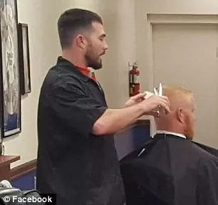 美国男子施暴被反杀 律师解读:毫无疑问是正当防卫