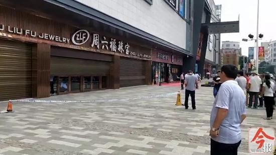 案发的珠宝店