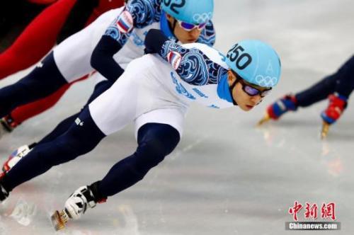 资料图：维克多·安(前)。a target=\'_blank\' href=\'http://www.chinanews.com/\'</p><p>中新社/a发 富田 摄