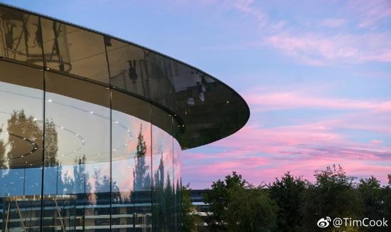 Apple Park 来自库克微博