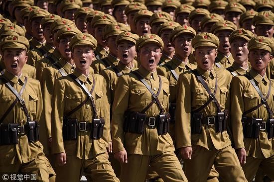 9月9日，朝鲜举行阅兵庆祝建国70周年。（视觉中国）